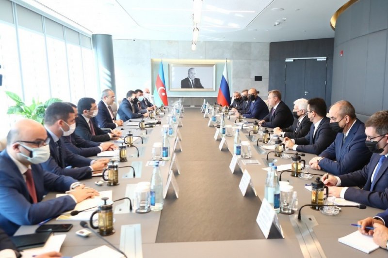 Игорь Бабушкин и глава минэко Азербайджана подписали документ о развитии сотрудничества - «Экономика»
