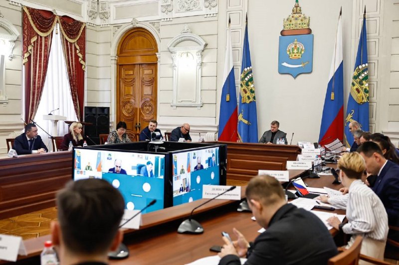 Правительство Астраханской области усиливает контроль за выполнением нацпроектов - «Экономика»
