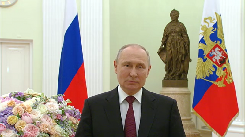 Владимир Путин поздравил женщин России с Международным женским днём - «Экономика»