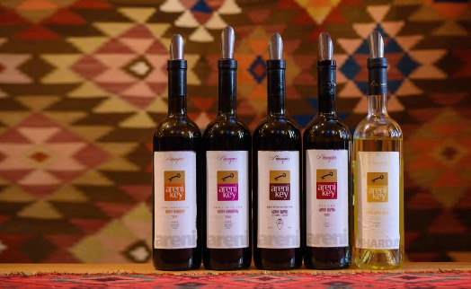 Секрет особого вкуса и аромата вина: винный завод "Арени" - «Главные новости»