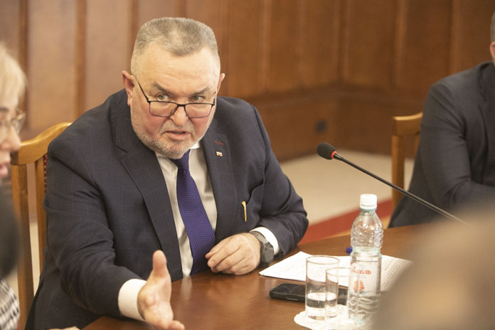 В Заксобрании призвали отменить повышение стоимости полиса ОСАГО в Новосибирской области - «Финансы»