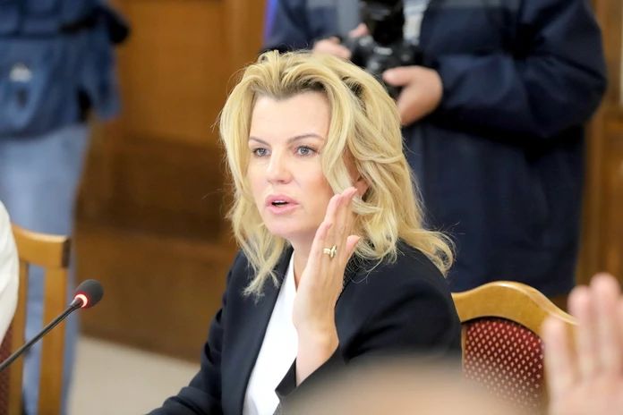 Цифры не успокаивают: бюджетный комитет Заксобрания Новосибирской области сверил планы с экономическими реалиями - «Финансы»